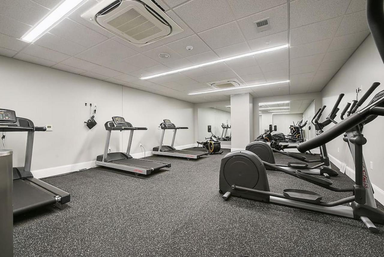 Hostwise Stays - The Washington At Chatham - Free Parking, Private Gym, Skyline Views! Pittsburgh Esterno foto